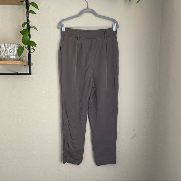 Socialite Paperbag Tie Waist Pants - Picture 5 of 8